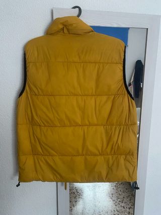 Chaleco acolchado mostaza Talla M