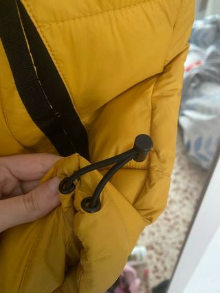 Chaleco acolchado mostaza Talla M