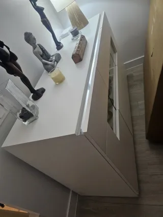 Aparador blanco 1.50m PRECIO HASTA EL 2 FEBRERO