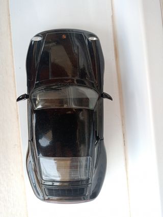 Porsche Carrera 911 1/24