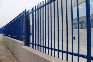 VALLAS Y REJAS METALICAS