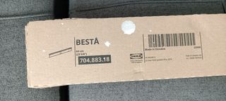Soporte pared Besta nuevo