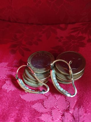 Pendientes de segoviana antiguos de oro
