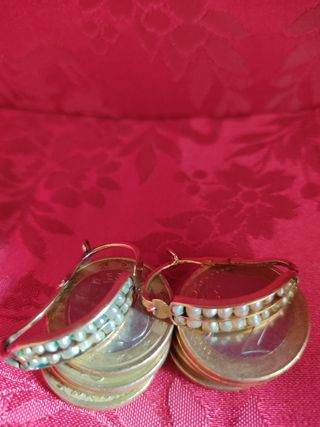 Pendientes de segoviana antiguos de oro
