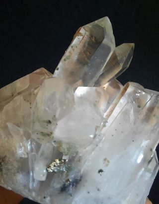 Cuarzo con pirita y clorita 114gr.