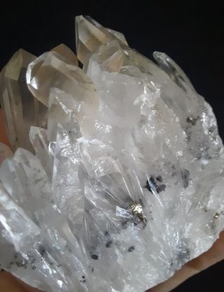 Cuarzo con pirita y clorita 114gr.