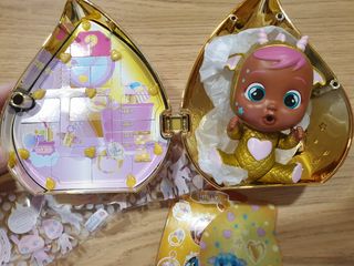 Bebes Llorones dorado Hally
