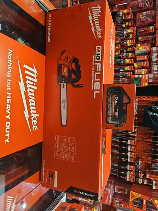 MOTOSIERRA DE PODA MILWAUKEE