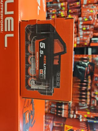 MOTOSIERRA DE PODA MILWAUKEE