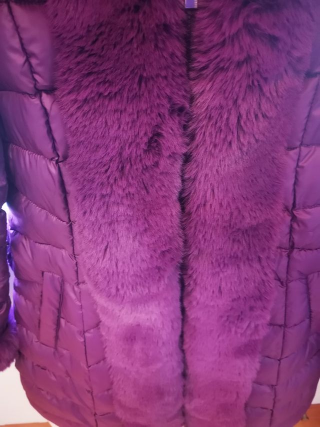 Precioso abrigo malva