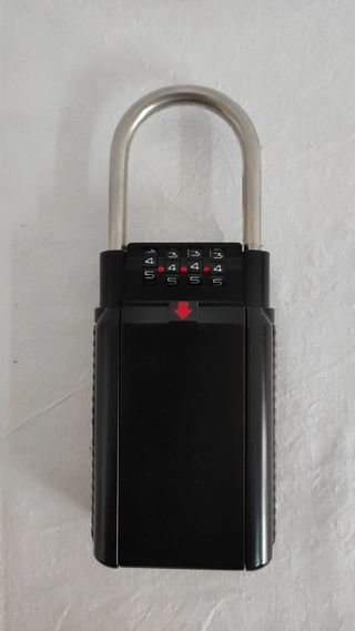 CAJA SEGURIDAD FORMA CANDADO CON CONTRASEÑA