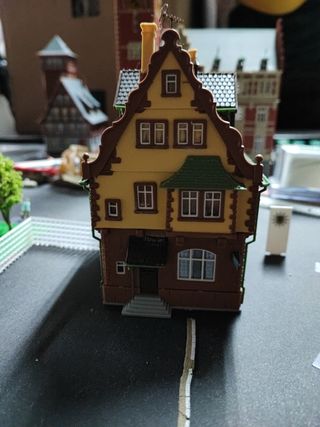 Edificio escala H0 policía