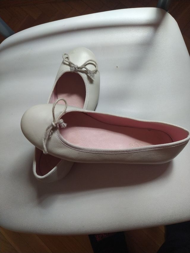 Zapatos niña N*35 precio los dos pares