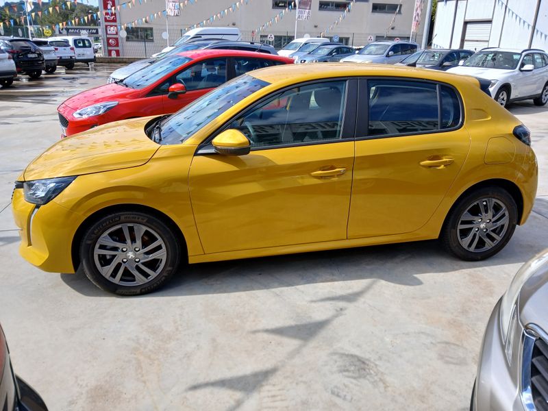 Peugeot 208 2021