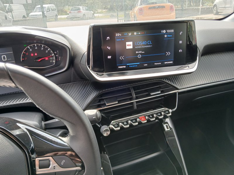 Peugeot 208 2021, foto 8