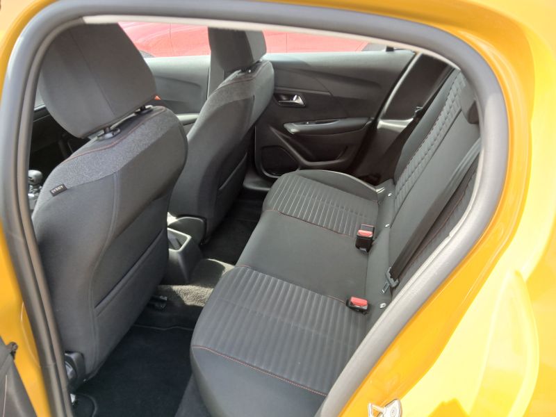 Peugeot 208 2021, foto 10