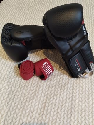 Guantes boxeo+vendas