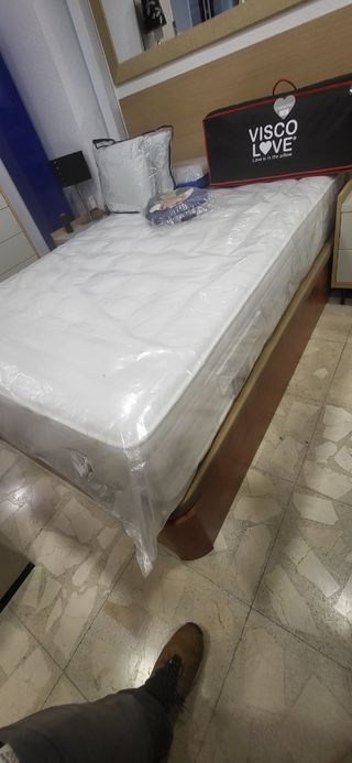 CAMA COMPLETA Y CANAPE