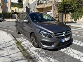 Mercedes-Benz Clase B 200d AMG 2016