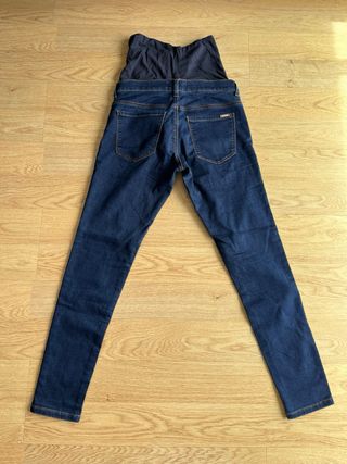 Pantalón vaquero embarazadas: Mango