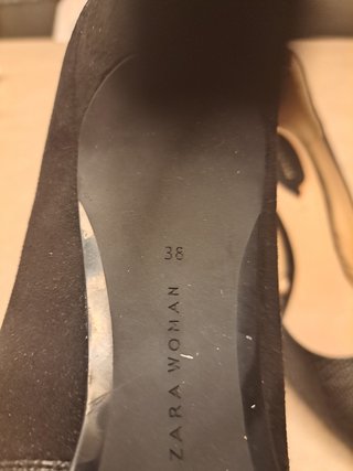Zapatos salón con tacón alto.Talla 38