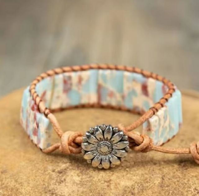 Pulsera de piedras de ópalo . A estrenar