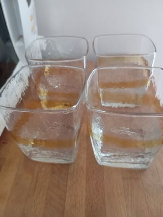 Set 4 bicchieri quadrati
