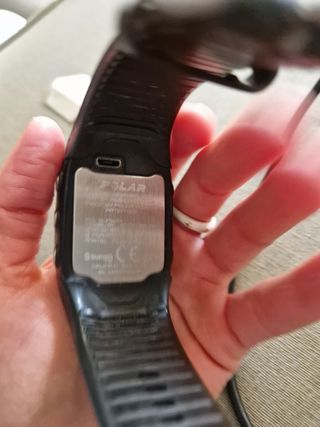 Reloj GPS marca "Polar" M400