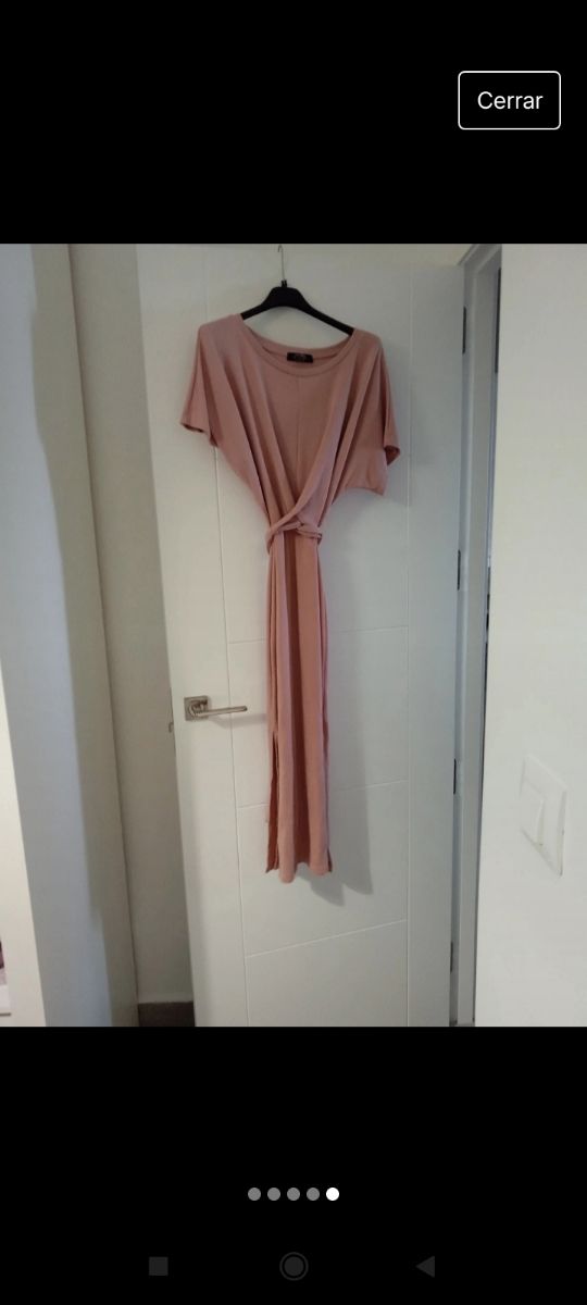 Vestido abertura laterales