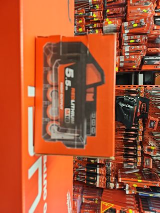 MOTOSIERRA MILWAUKEE DE 40CMS