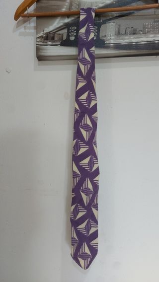 Cravatta vintage lana viola con difetto