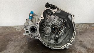 100112 CAJA CAMBIOS HYUNDAI COUPE
