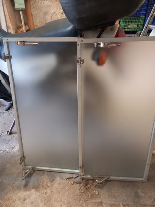 Puertas de armario de aluminio