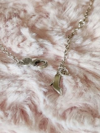 Conjunto de gargantilla y pendientes