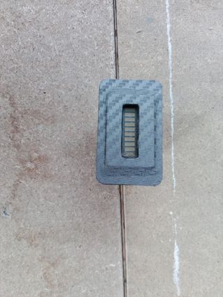 Voltímetro para coche