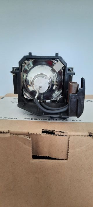 Lámpara proyector Epson ELPLP33