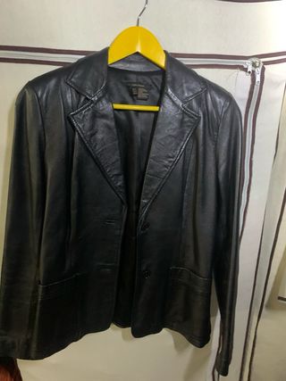Chaqueta piel mango 