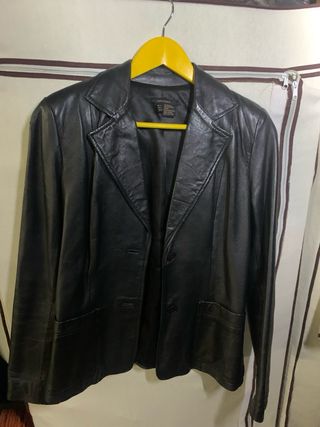 Chaqueta piel mango 