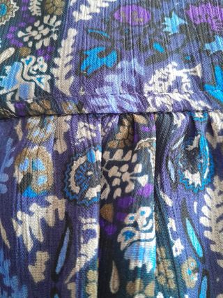 Falda de vuelo estampada. Mexx