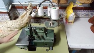 Se vende remalladora yamato de 5 hilos