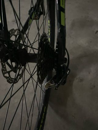 Bicicleta Mountain Bike Cannondale 29”