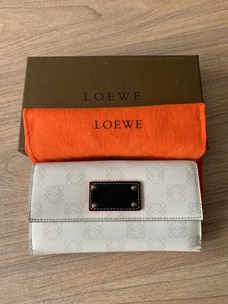Billetero Loewe