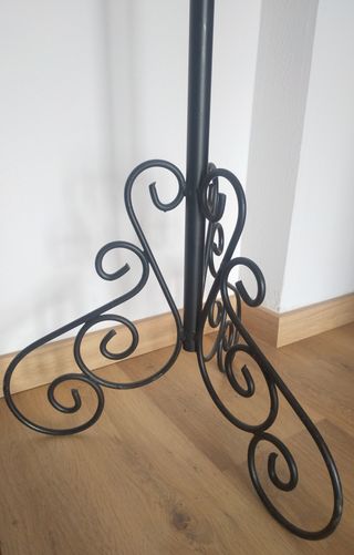 Perchero clásico de forja negro