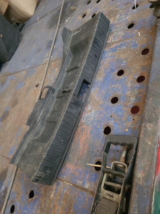 Platico maletero ibiza fr