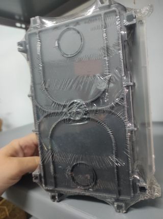 Caja empotrar con puerta decorativa