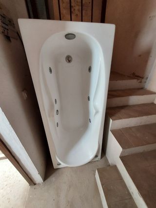 BAÑERA HIDROMASAJE