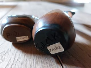 Statue in Legno Zaire