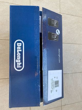 Cafetera super automàtica Delonghi casi nueva