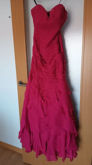 Vestido corte de sirena, pecho en forma de ❤️