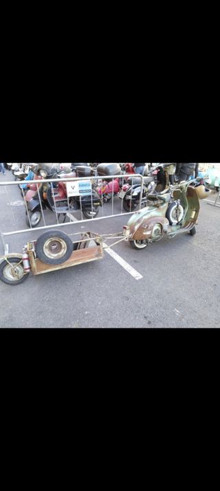 Vespa faro bajo 1953 primera serie.